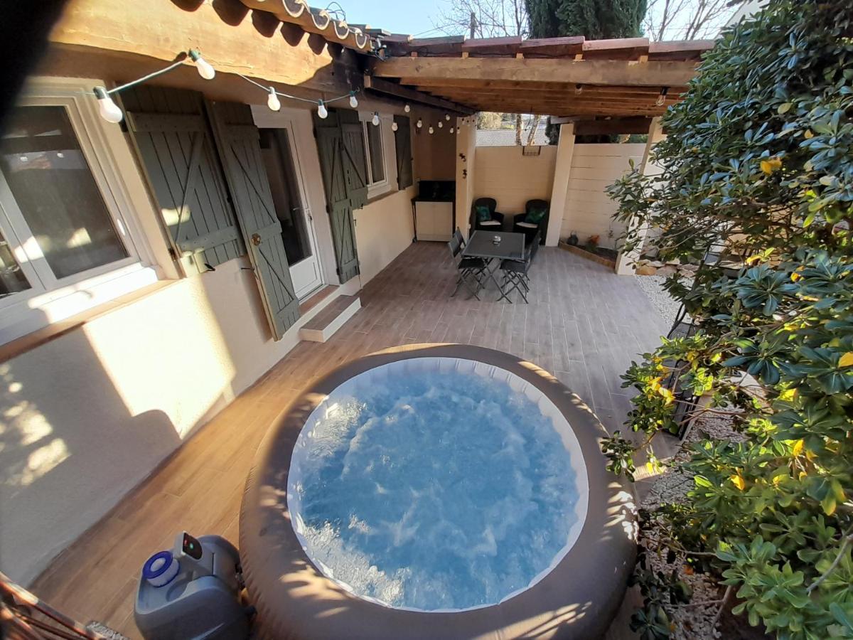 Holiday home Les Arbousiers Ravissante Independante Avec Piscine & Jacuzzi