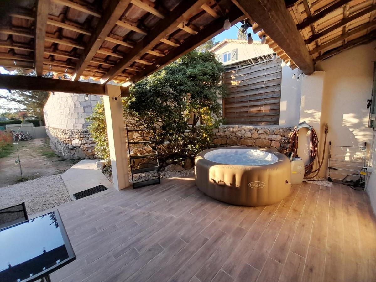 Holiday home Les Arbousiers Ravissante Independante Avec Piscine & Jacuzzi