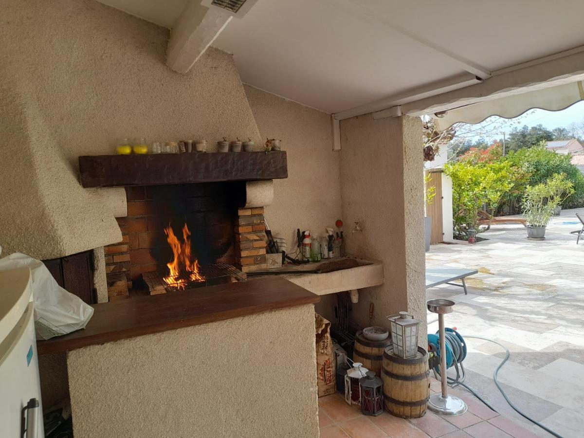 Les Arbousiers Ravissante Independante Avec Piscine & Jacuzzi Casa vacanze